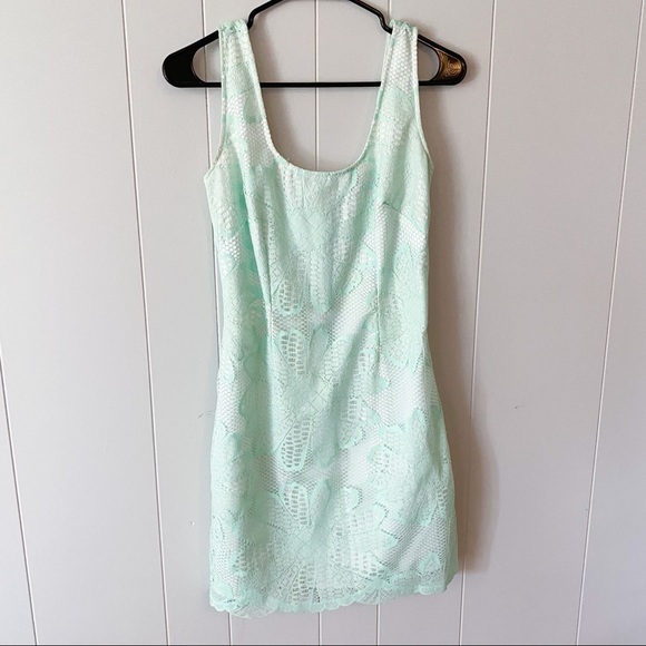 Lilly Pulitzer Dress (Altered to a Size 2) - Picture 2 of 9